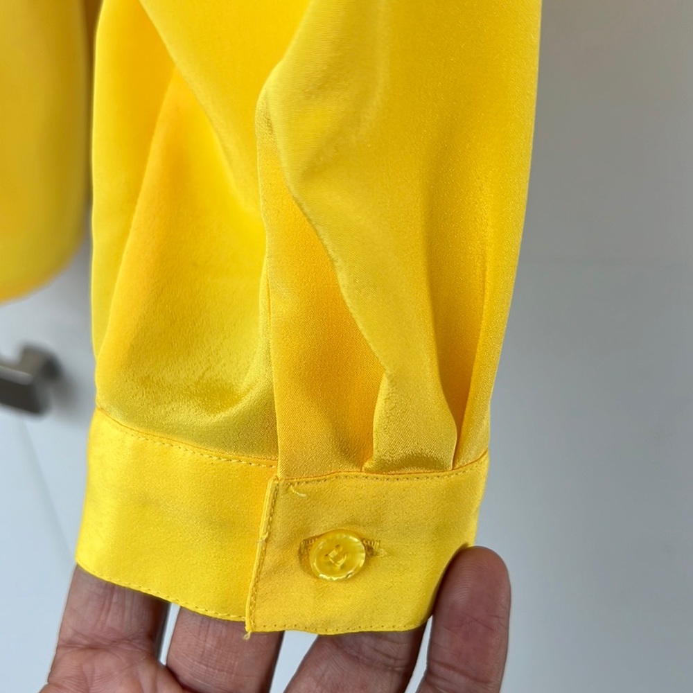 SIMON CHANG | Yellow Blouse with Pleated Details - Picture 11 of 14